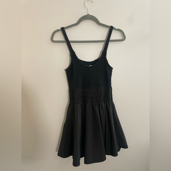 New In Black Athletic Tennis Golf Dress with Built In Shorts - Picture 4 of 5